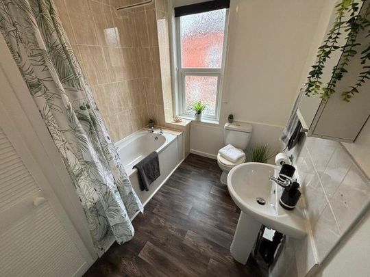 3 bedroom terraced house to rent - Photo 1