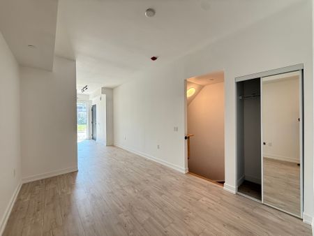 For Lease - 168 Clonmore Drive Unit# 4, Toronto, Ontario - Photo 5