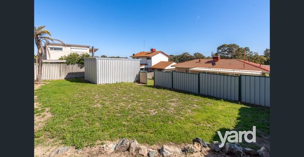 Charming Spearwood Delight! - Photo 1