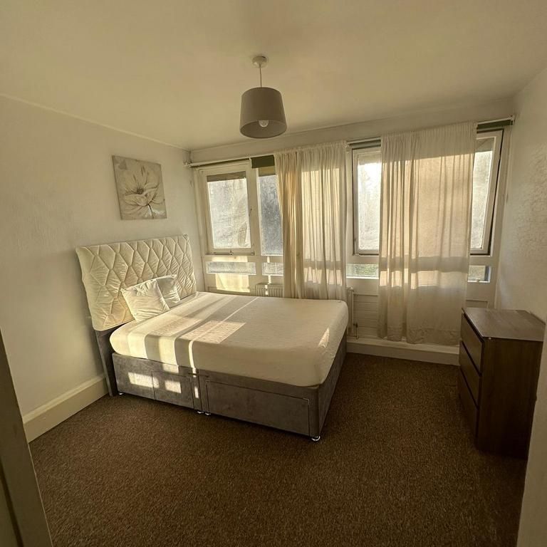 1 bedroom in a house share to rent - Photo 1