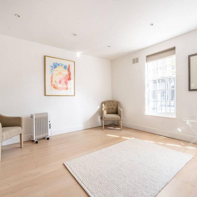 Studio to rent - Photo 1