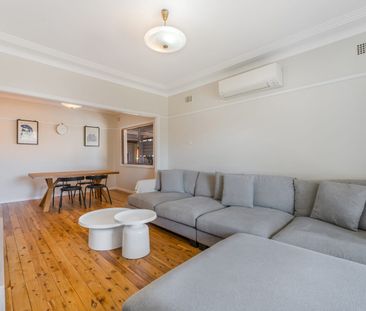 Spacious Family Home with Multiple Living Areas - Photo 2