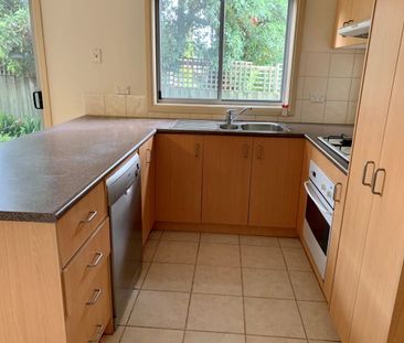 2 bedroom family home in peaceful estate - Photo 2