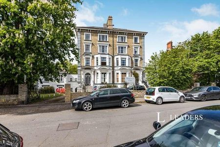 North Parade, Lowestoft, NR32 - Photo 2