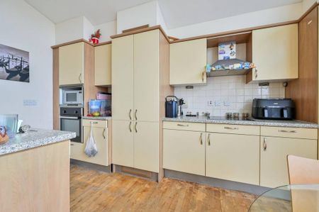 1 bedroom flat to rent - Photo 4