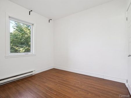 Appartement à louer - Laval (Pont-Viau) - Photo 2