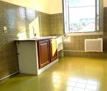 Location Appartement 2 pièces 42m² - Photo 2