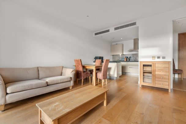 1 Bed Flat, Hepworth Court, SW1W - Photo 1