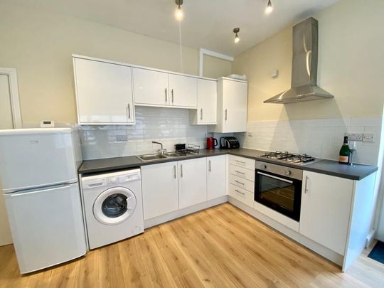 1 bedroom flat to rent - Photo 1