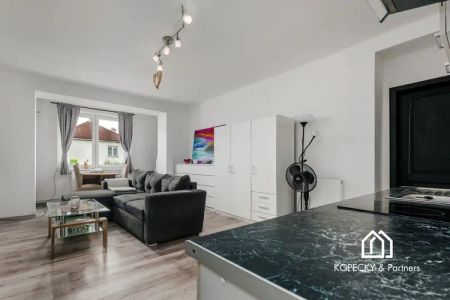 Pronájem bytu 2+kk, 50 m - Fotografie 3