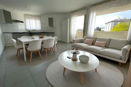 A LOUER - SAINT NAZAIRE GARE - T3 RECENT LUMINEUX de 69.63 m² - PARKING ET CAVE - Photo 2