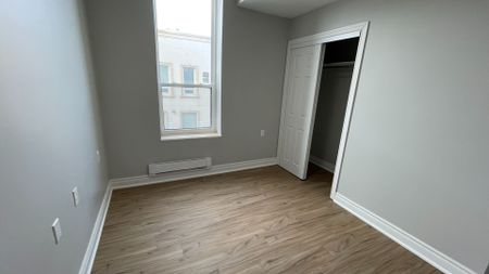 For Lease - 69 East Main Street Unit# 203, Welland, Ontario - Photo 2