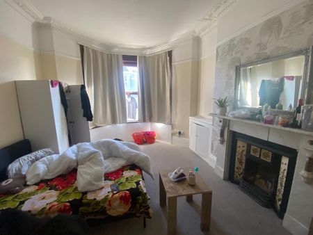 Greenbank Avenue, Plymouth - Photo 3