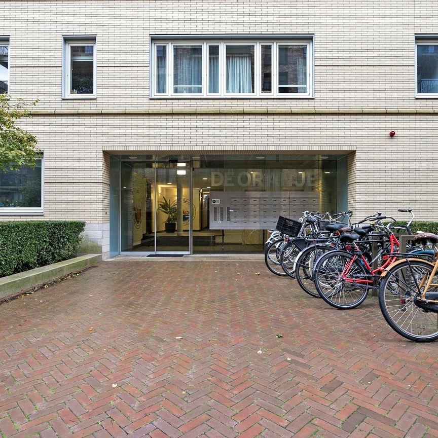 Te huur: Studio Spadinalaan in Amsterdam - Foto 1