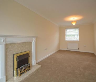 4 bedroom townhouse to rent - Photo 1