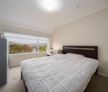 Churton Park , 3 Bedrooms - Photo 6
