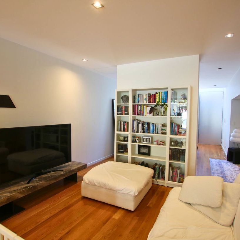Stylish Three-Bedroom Residence in Prime Brunswick Location - Photo 1