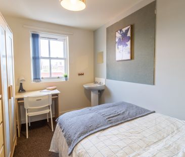 5 Bed Student Accommodation - Photo 6