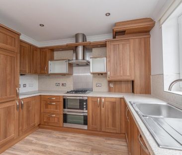 2 bedroom flat to rent - Photo 4