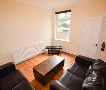 3 bedroom house share to rent - Photo 6