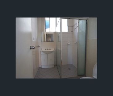 PARTLY FURNISHED ONE BEDROOM APARTMENT - Photo 2