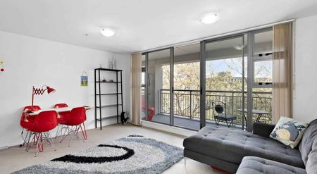 Spacious Studio on Parliament - Photo 2