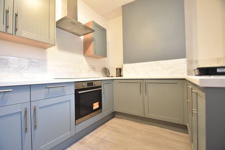 1 bedroom studio apartment to rent - Photo 5