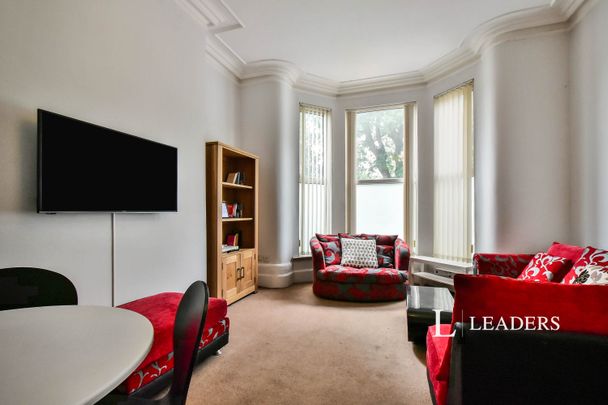 7 bedroom house to rent Seedley Road, Salford, Greater Manchester, M6 - Photo 1