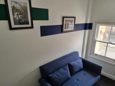 2 bedroom apartment to rent - Photo 4