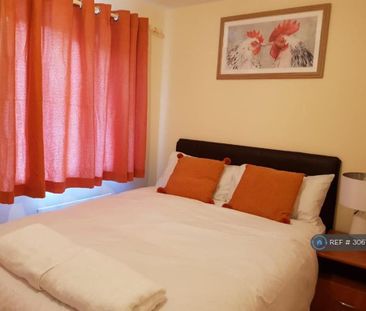 2 bedroom penthouse to rent - Photo 5