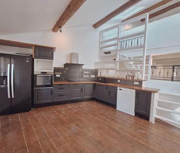 A LOUER APPARTEMENT TERRASSE RARE CENTRE LAPALME - Photo 3