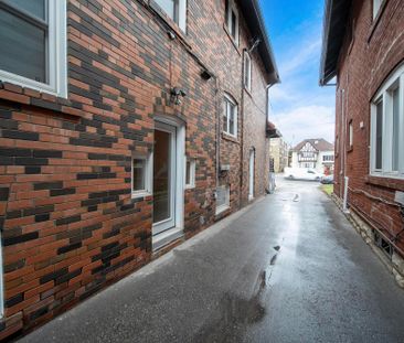 For Lease - 896 Avenue Road Unit# Third Floor, Toronto, Ontario - Photo 1