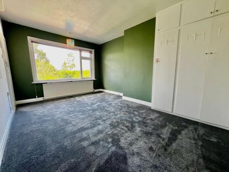 4 bedroom semi-detached house to rent - Photo 5