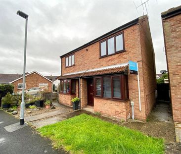 2 bedroom semi-detached house to rent - Photo 4