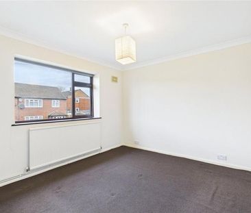 3 bedroom end of terrace house to rent - Photo 6