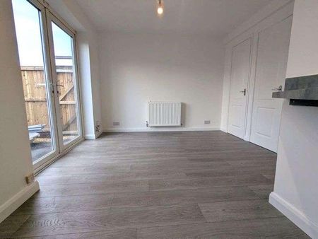 Leven Close, Gloucester, GL2 - Photo 4