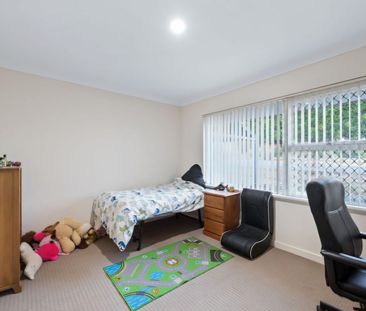 Neat and Comfortable Family Home| Unfurnished - Photo 2