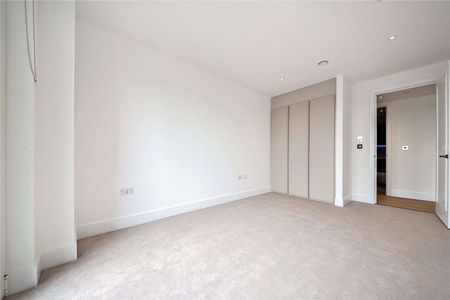 Exchange Gardens, Vauxhall, London, SW8 1GG - Photo 4