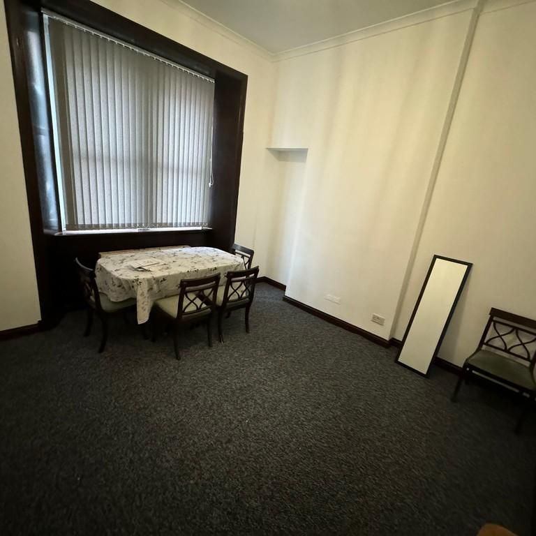 2 bedroom ground floor flat to rent - Photo 1