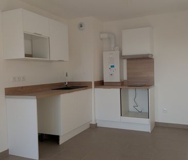 Location Appartement 2 pièces 40m² ORANGE 84100 - Photo 1