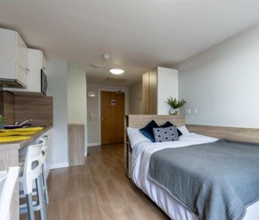 Studio to rent - Photo 2