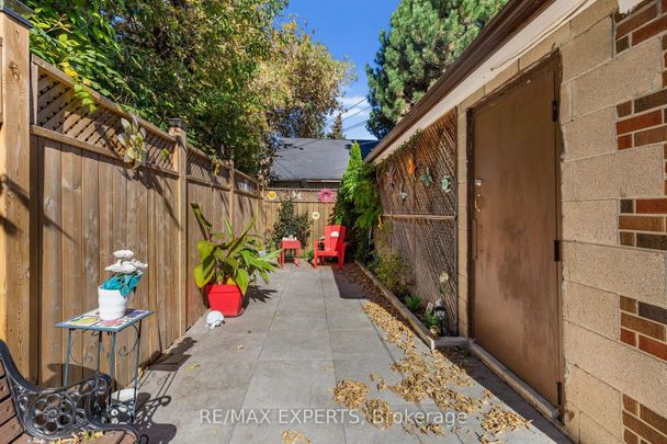 For Lease - 114 Trowell Avenue Unit# Lower, Toronto, Ontario - Photo 1