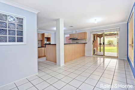 Large Family Home Located In A Quiet Cul-de-sac - Photo 3
