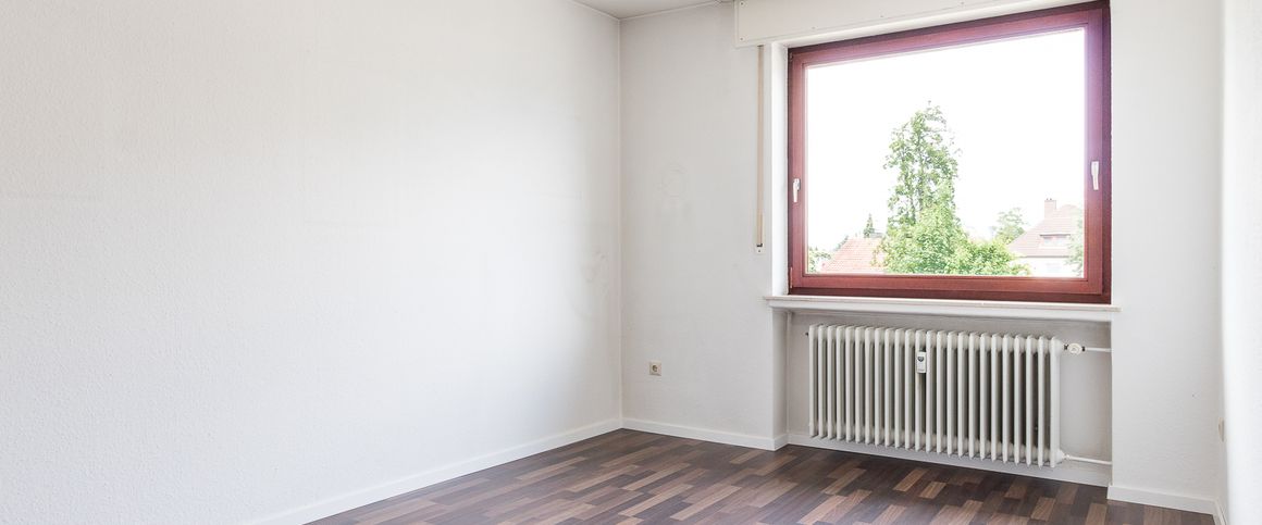 Bald sanierte 3 Zimmerwohnung mit Balkon und Einbauküche in Bielefeld Stieghorst - Photo 1