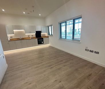 Edinburgh Gate - Photo 4