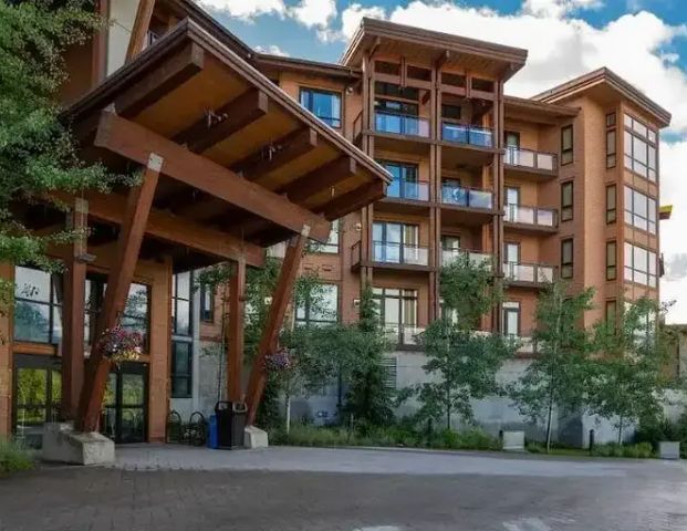 Sutton Place Hotel Revelstoke Furnished 2 Bedroom | 2950 Camozzi Road, Revelstoke - Photo 1