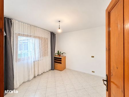 Chirie 2 camere decomandat tip PB in Rogerius, Oradea - Photo 4
