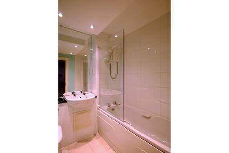 2 bed flat for rent in Liberton - Photo 2