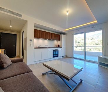 Location Appartement 1 pièce Meublé 30m² AJACCIO 20000 - Photo 2