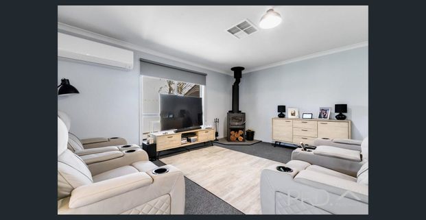 LOW MAINTENANCE, NEAT AS A PIN - Photo 1